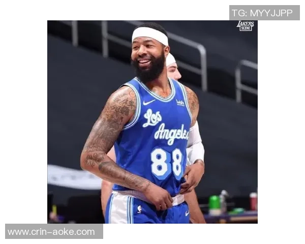 招兵买马！在绝杀森林狼后，湖人欲重启26+16内线的买卖商洽